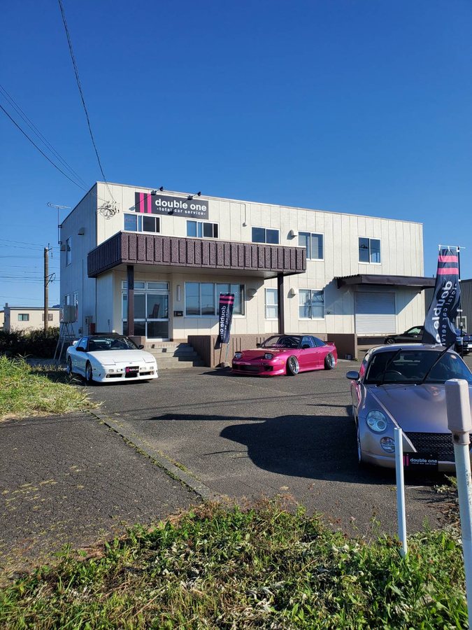double one 店舗外観